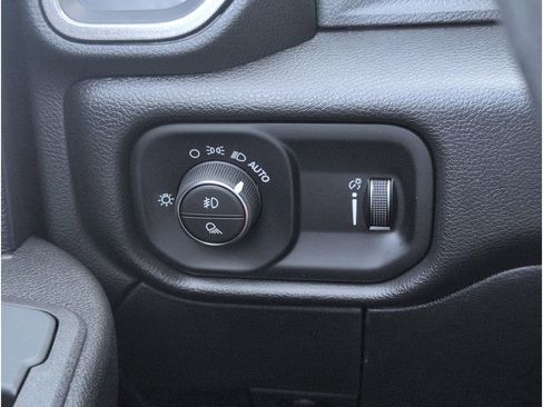 New 2026 RAM 2500 Tradesman w/ Chrome Appearance Group image 31