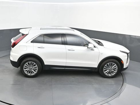Used 2024 Cadillac XT4 Premium Luxury w/ Active Safety Package FWD image 34