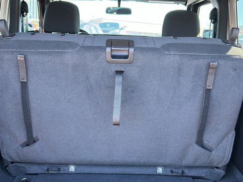 Used 2021 Jeep Wrangler Sport image 23