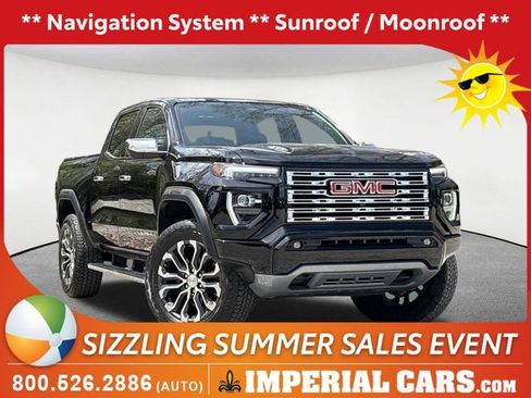 Used 2024 GMC Canyon Denali AWD/4WD image 1