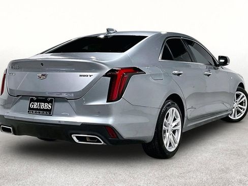 Used 2025 Cadillac CT4 Luxury RWD image 2