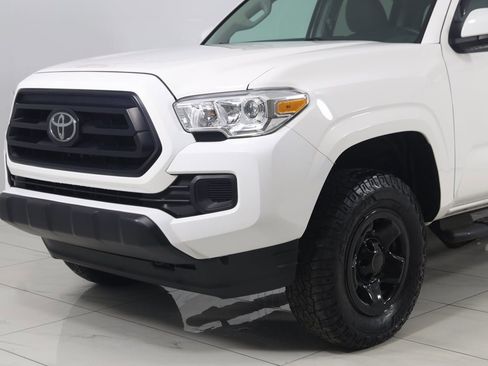 Used 2022 Toyota Tacoma SR image 36