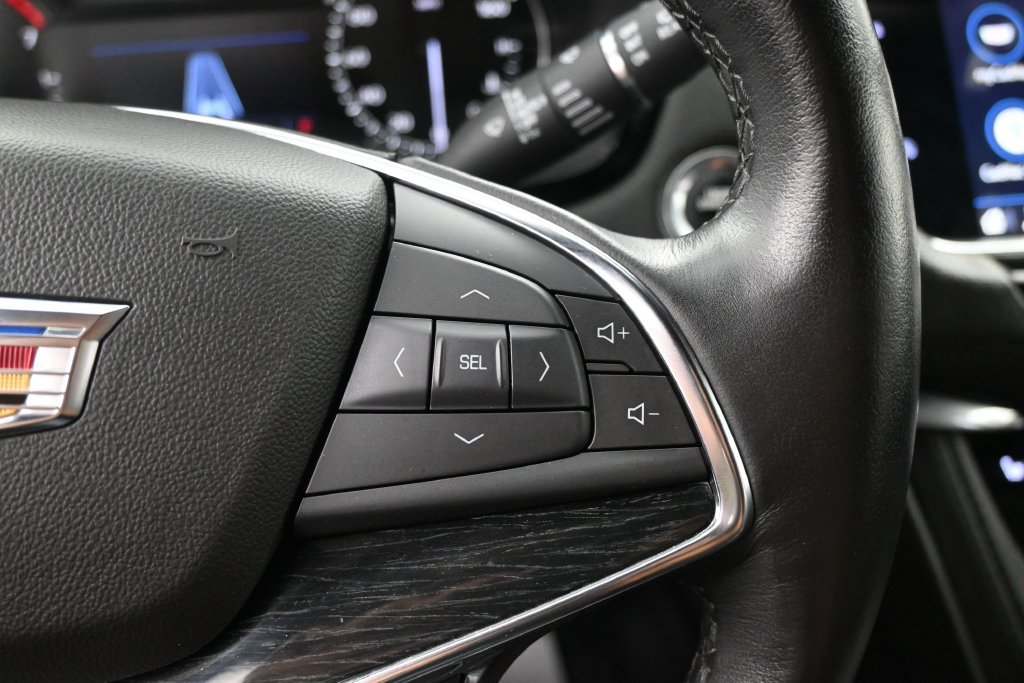 Used 2020 Cadillac XT5 Premium Luxury FWD image 18