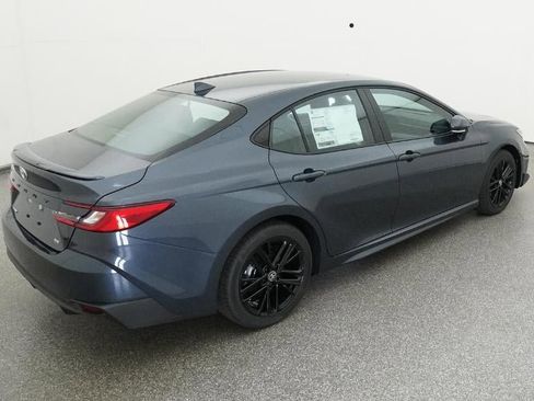 New 2026 Toyota Camry SE image 9