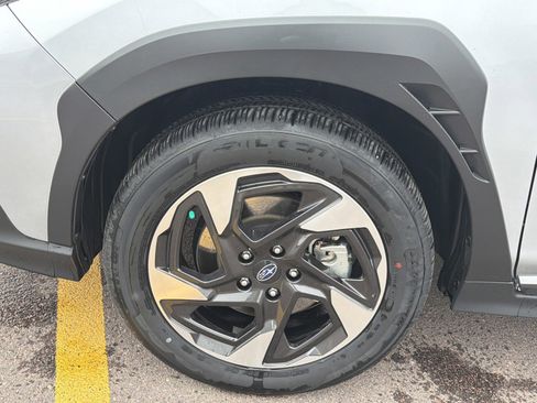 Certified 2025 Subaru Crosstrek 2.5i Limited w/ Popular Package #3A image 9