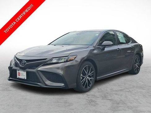 Certified 2024 Toyota Camry SE FWD image 3