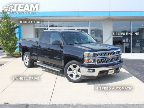 Used 2015 Chevrolet Silverado 1500 LT w/ LT Convenience Package AWD/4WD image 2