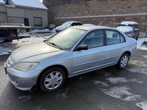 Used 2005 Honda Civic LX image 3