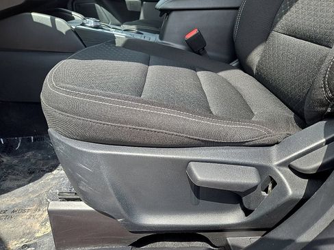 Used 2025 Ford Escape Active AWD/4WD image 23