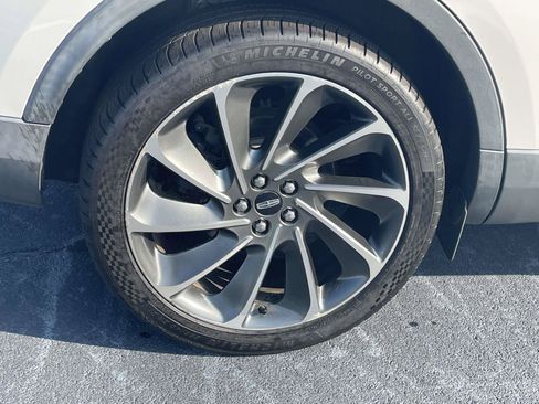 Used 2019 Lincoln Nautilus Reserve w/ Driver Assistance Package AWD/4WD image 7