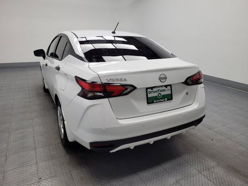 Used 2025 Nissan Versa S w/ Trunk Package FWD image 6