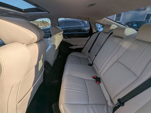 Used 2018 Honda Accord EX-L image 31