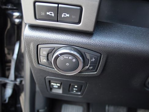 Used 2020 Ford F150 XLT w/ Equipment Group 302A Luxury image 25