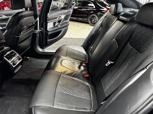 Used 2016 BMW 740i RWD image 43