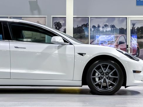 Used 2018 Tesla Model 3 Long Range RWD image 33