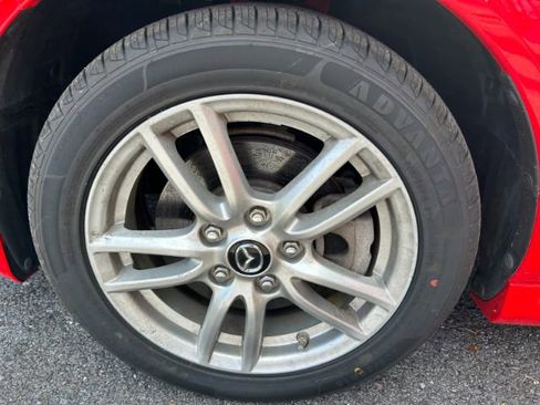 Used 2014 MAZDA MX-5 Miata Sport w/ Convenience Package image 32