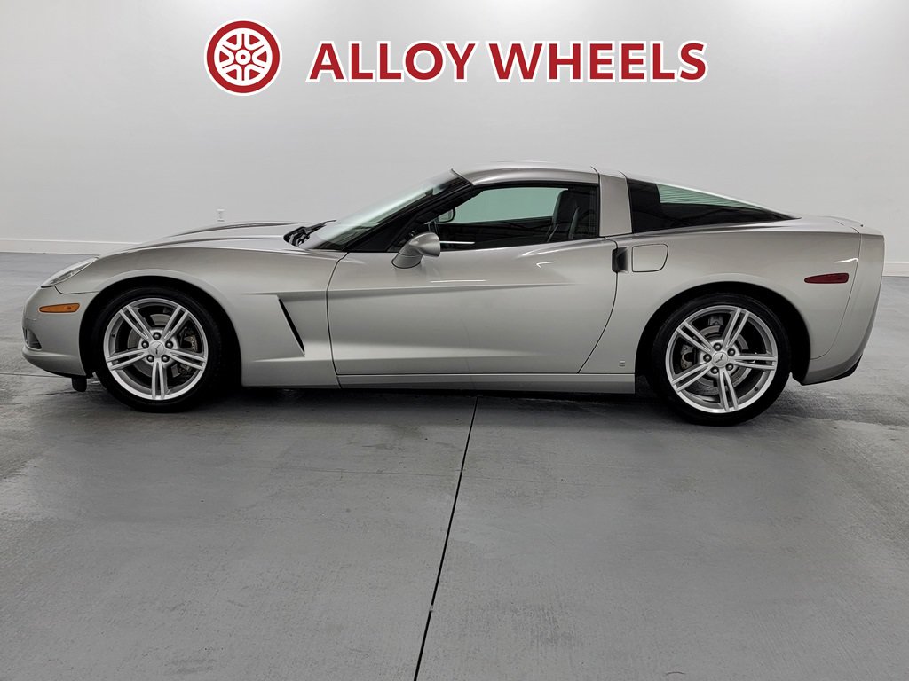Used 2008 Chevrolet Corvette Coupe w/ Preferred Equipment Group RWD image 5