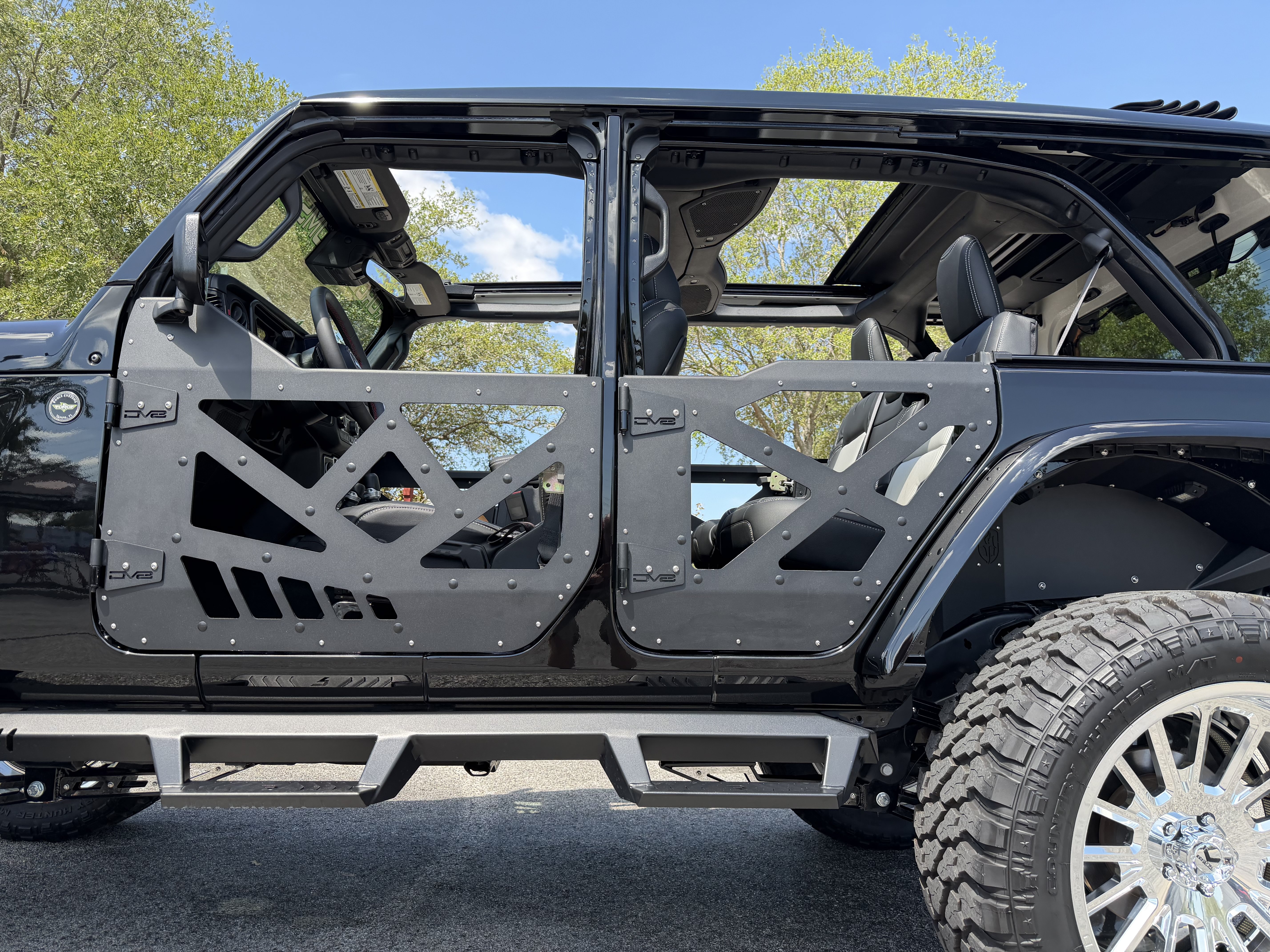 Used 2024 Jeep Wrangler Unlimited Rubicon AWD/4WD image 20