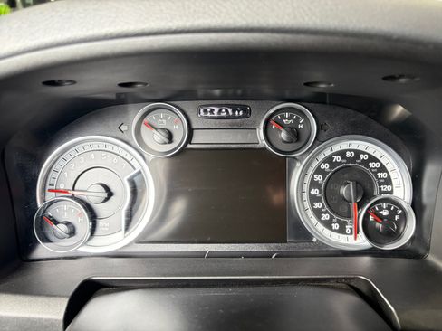 Used 2015 RAM 1500 Big Horn AWD/4WD image 19