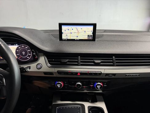 Used 2019 Audi Q7 2.0T Premium AWD/4WD image 17