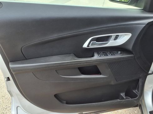 Used 2013 Chevrolet Equinox LS FWD image 12