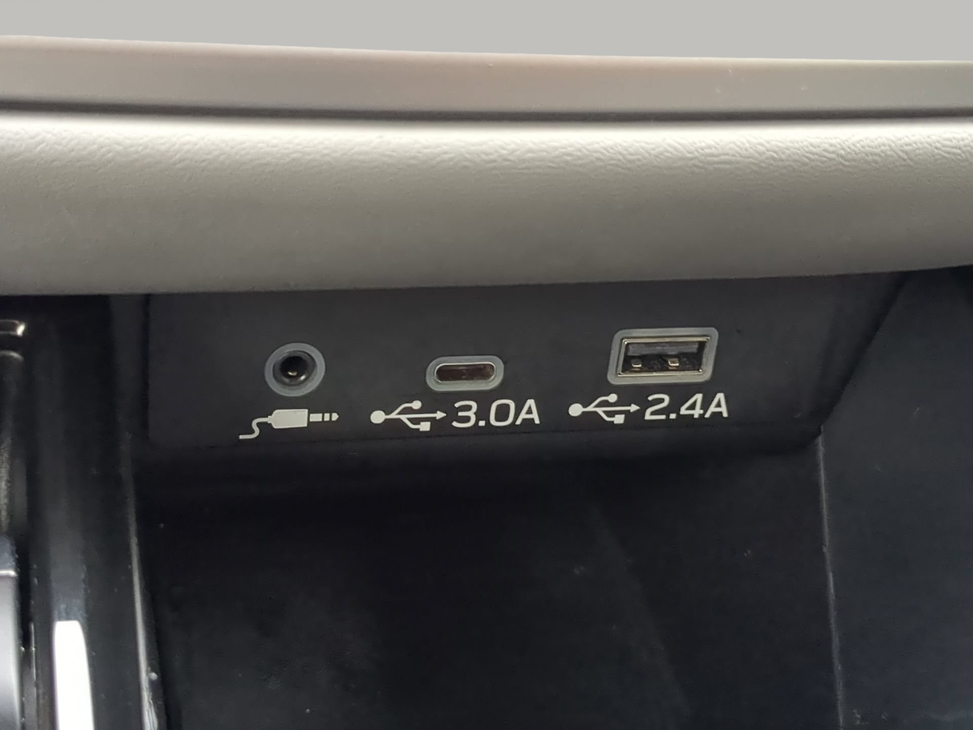 Used 2025 Subaru Outback Premium AWD/4WD image 59