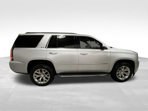 Used 2017 GMC Yukon SLE w/ SLE Value Package RWD image 4