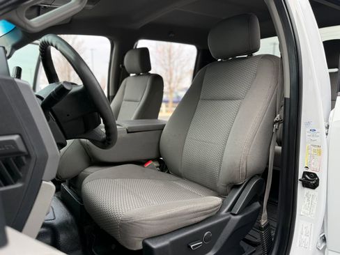 Used 2019 Ford F350 XLT w/ XLT Value Package image 12