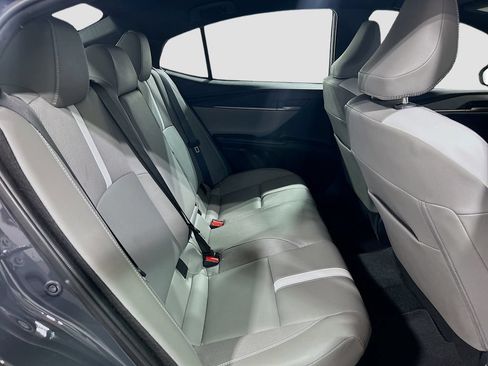 Used 2025 Toyota Camry SE w/ Convenience Package FWD image 23