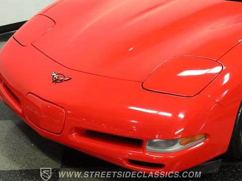 Used 1999 Chevrolet Corvette Convertible w/ Memory Pkg RWD image 19