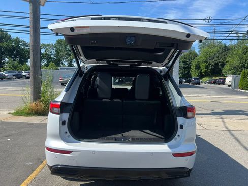 Used 2022 Mitsubishi Outlander SE FWD image 8