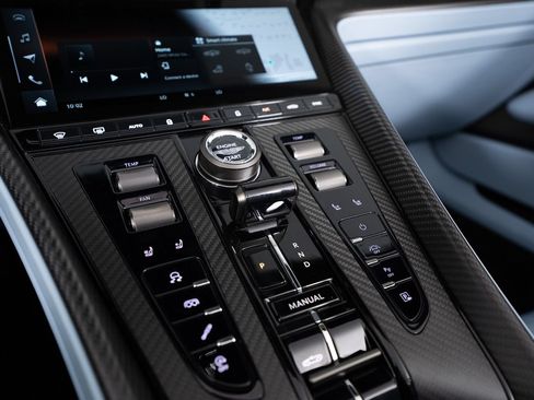 Used 2024 Aston Martin DB12 Convertible RWD image 14