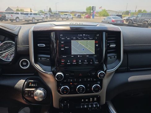 Used 2019 RAM 1500 Laramie AWD/4WD image 20
