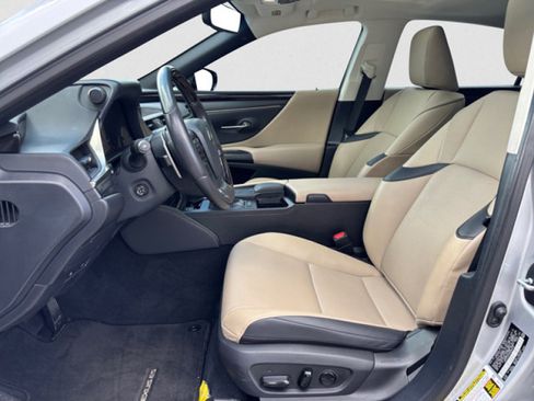 Used 2021 Lexus ES 350 w/ Premium Package image 10