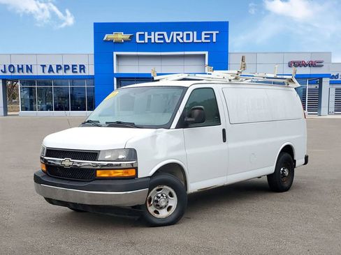 Used 2014 Chevrolet Express 2500 w/ Express Access Plus Package image 1