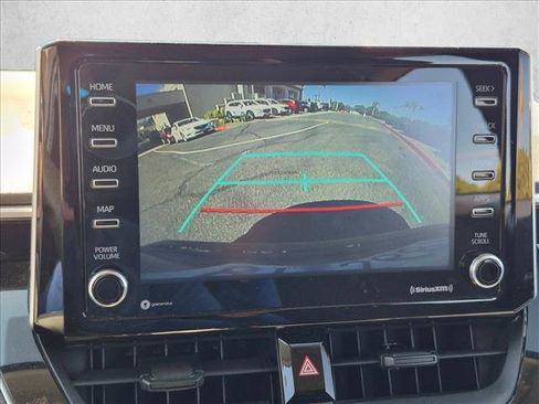 Used 2021 Toyota Corolla LE w/ Carpet Mat Package (TMS) FWD image 13