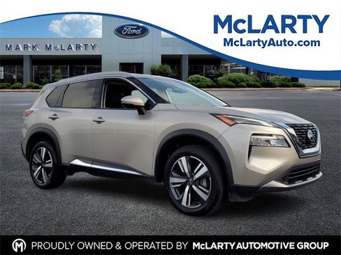 Used 2023 Nissan Rogue SL image 1