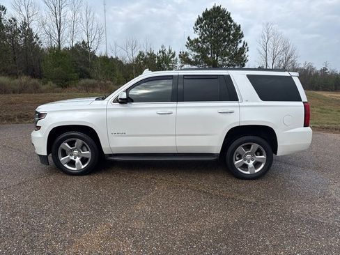 Used 2017 Chevrolet Tahoe LT image 5