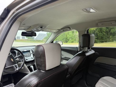 Used 2011 Chevrolet Equinox LTZ FWD image 31
