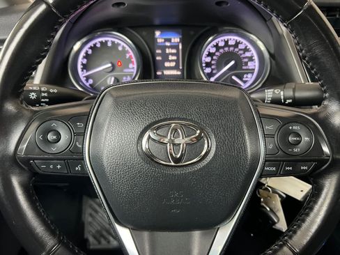 Certified 2019 Toyota Camry SE FWD image 22
