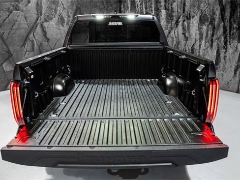 Used 2025 Toyota Tundra Limited image 23