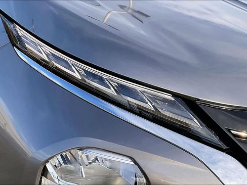 Used 2022 Mitsubishi Outlander SE image 25