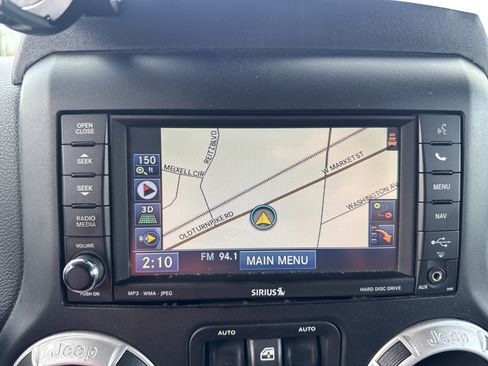 Used 2015 Jeep Wrangler Unlimited Rubicon AWD/4WD image 26