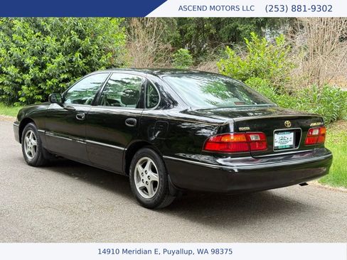 Used 1999 Toyota Avalon XL FWD image 3