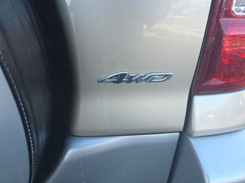 Used 2004 Toyota RAV4 Base image 5