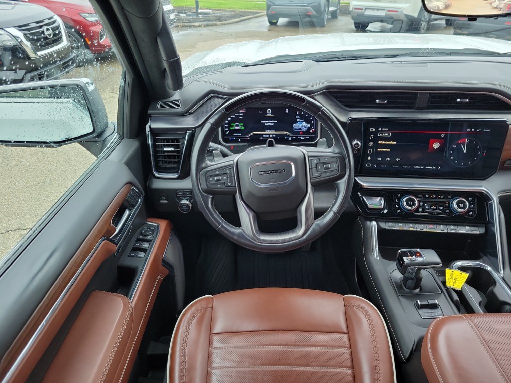 Used 2024 GMC Sierra 1500 Denali Ultimate AWD/4WD image 10