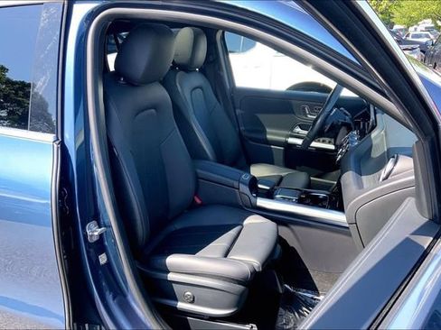 Certified 2023 Mercedes-Benz GLA 250 4MATIC w/ Premium Package image 7
