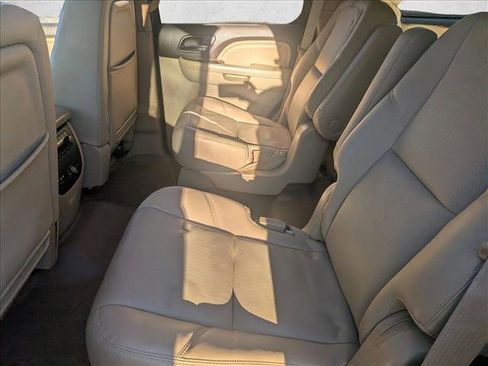 Used 2014 GMC Yukon Denali image 18