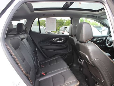 Used 2024 GMC Terrain AT4 w/ Infotainment Package II AWD/4WD image 32