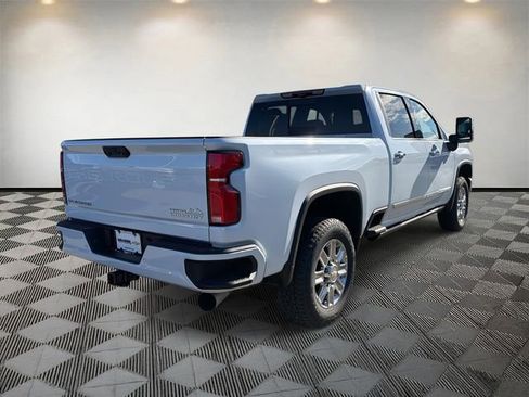 New 2026 Chevrolet Silverado 2500 High Country w/ High Country Premium Package AWD/4WD image 5
